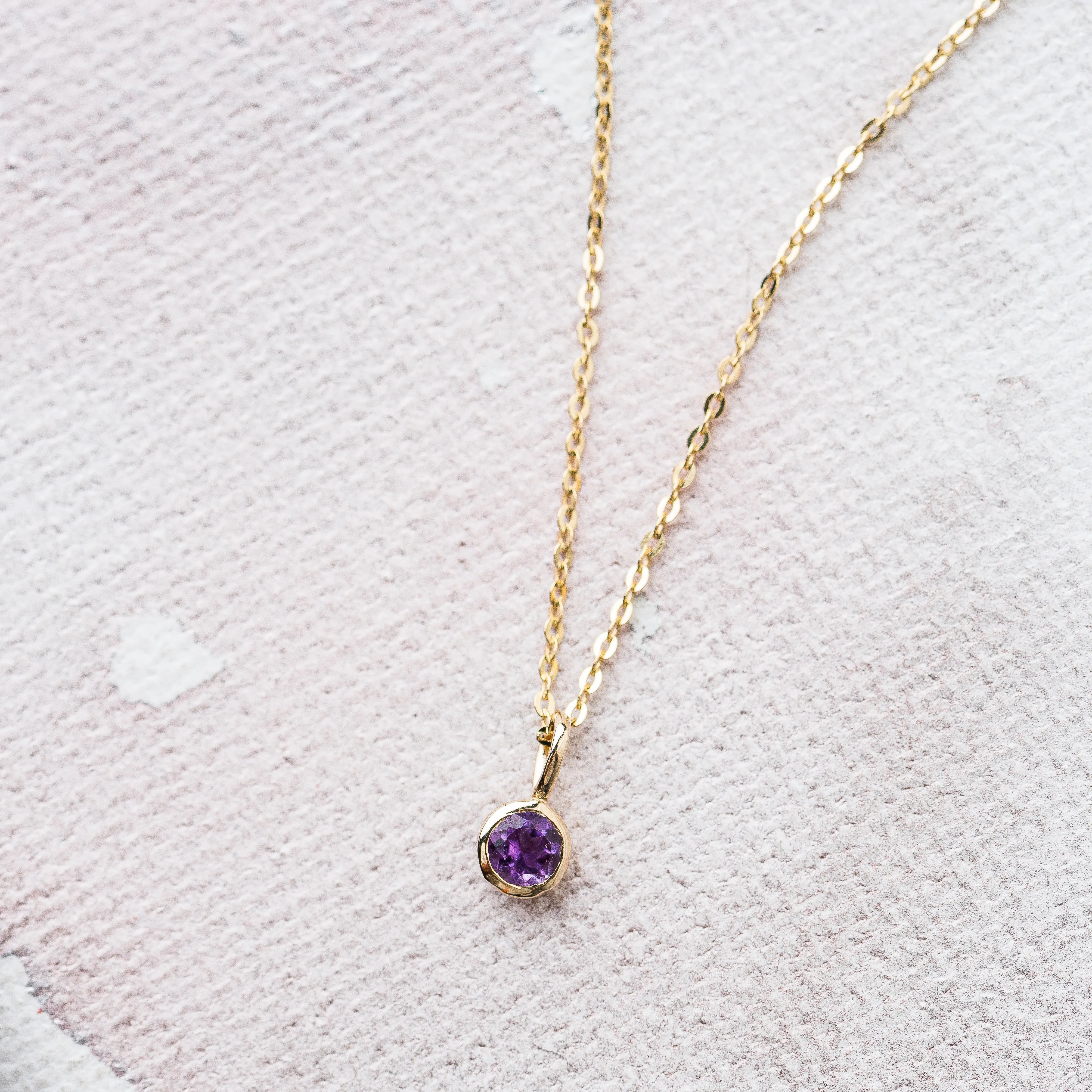 Amethyst Accent Necklace in 14k Gold