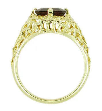 Art Deco Flowers and Leaves Almandine Garnet Filigree Ring in 14 Karat Yellow Gold
