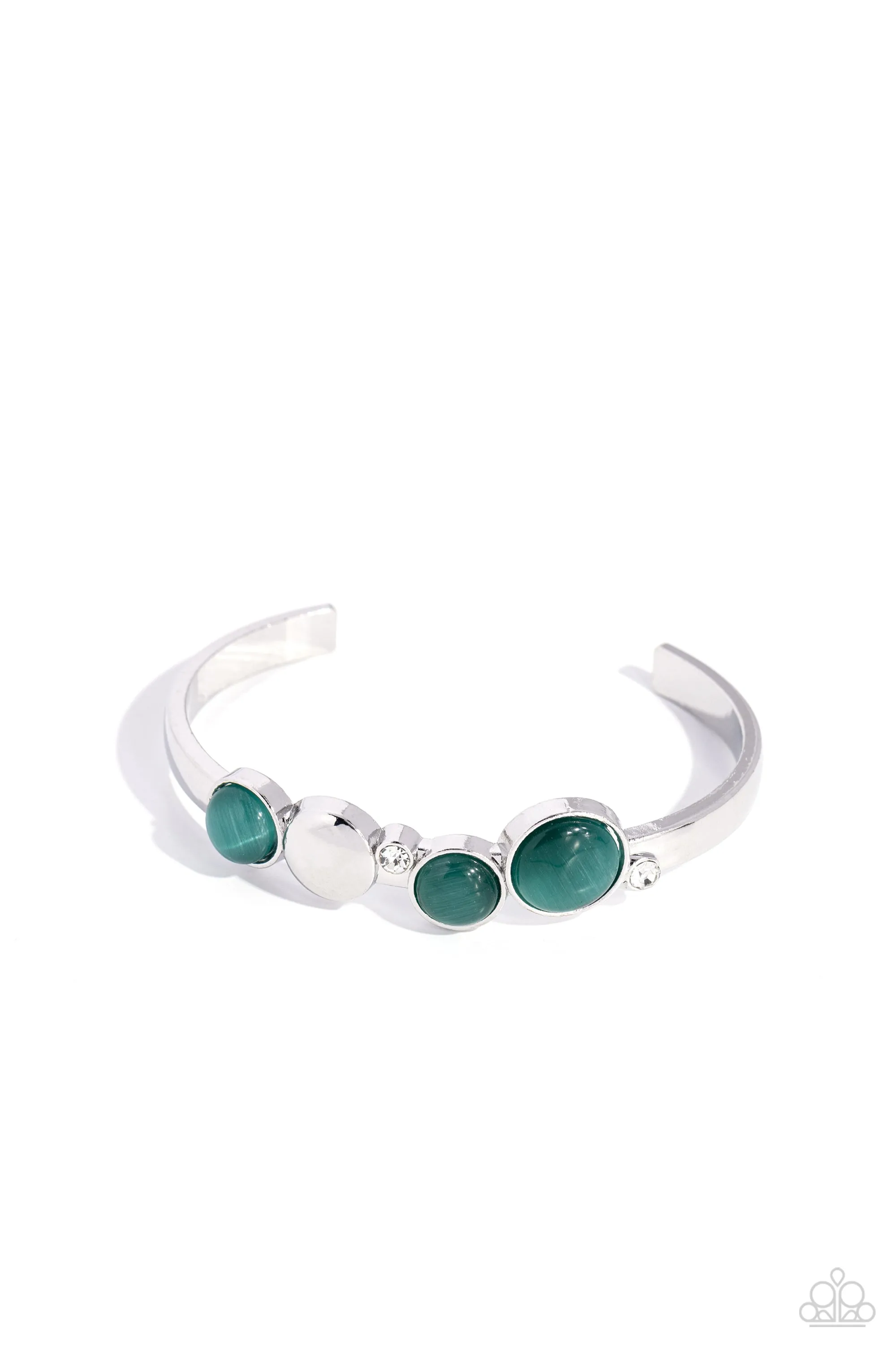 Elegant Escapade • Green