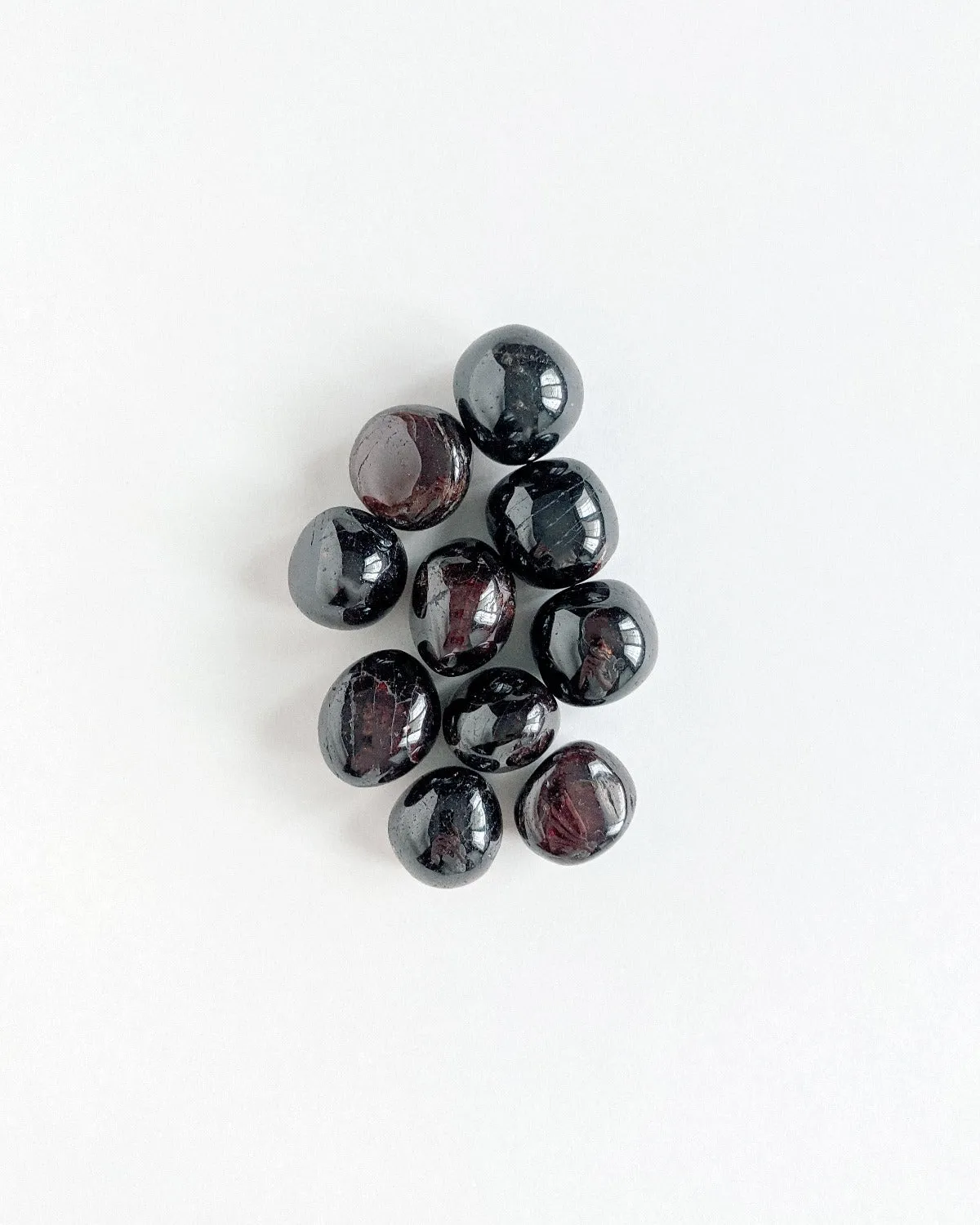 Garnet Tumbled Healing Crystal – Passion/Relationships
