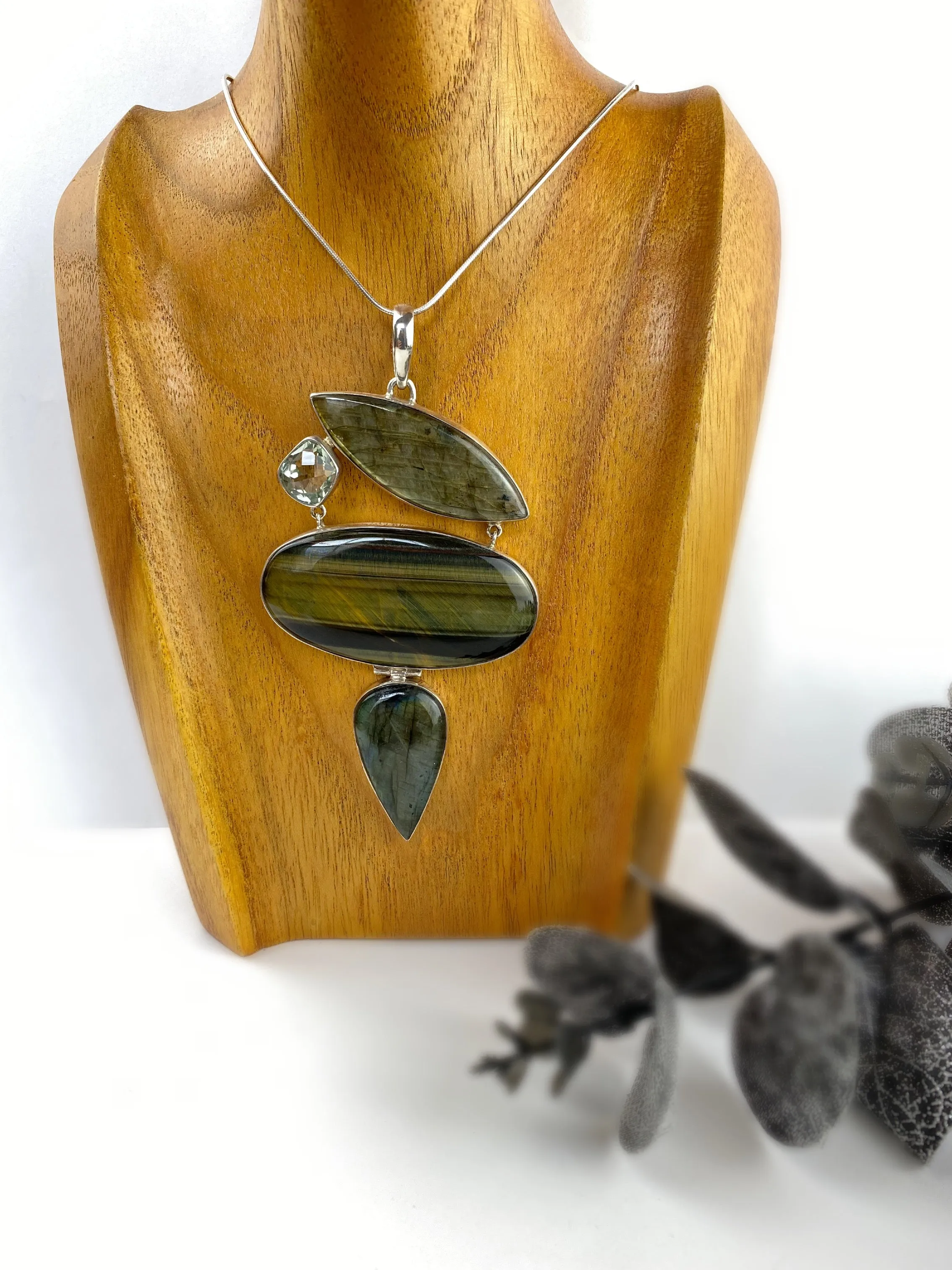 Green Spirit Pendant - VP432