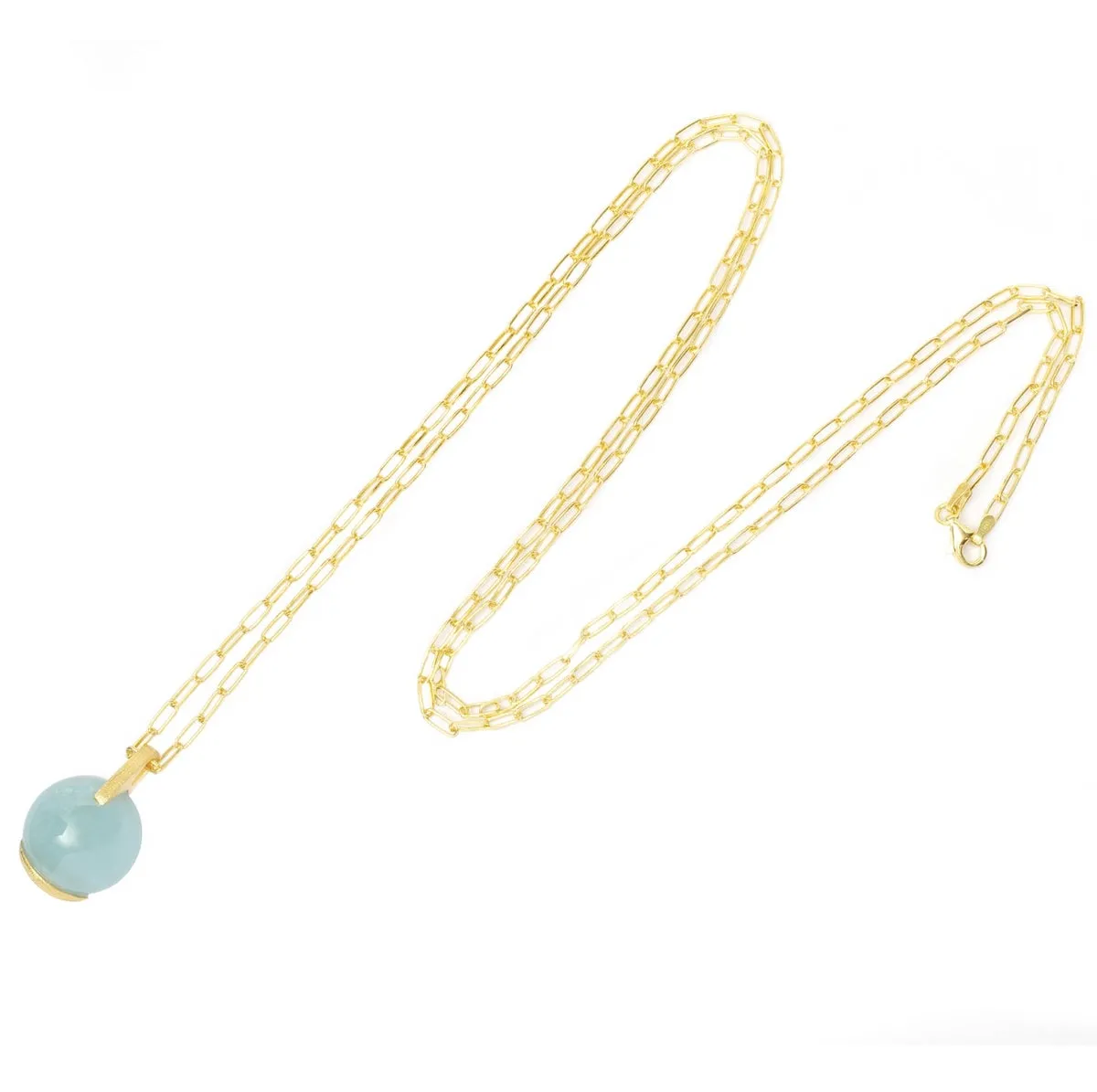 LUNA Round Pendant Necklace