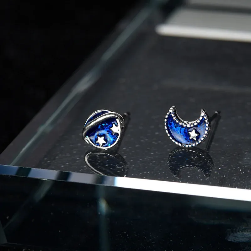 New Silver Plated Female Earrings Asymmetric Cute Space Astronaut Planet Opal Stud Earrings for Women Ear Piercing Jewelry