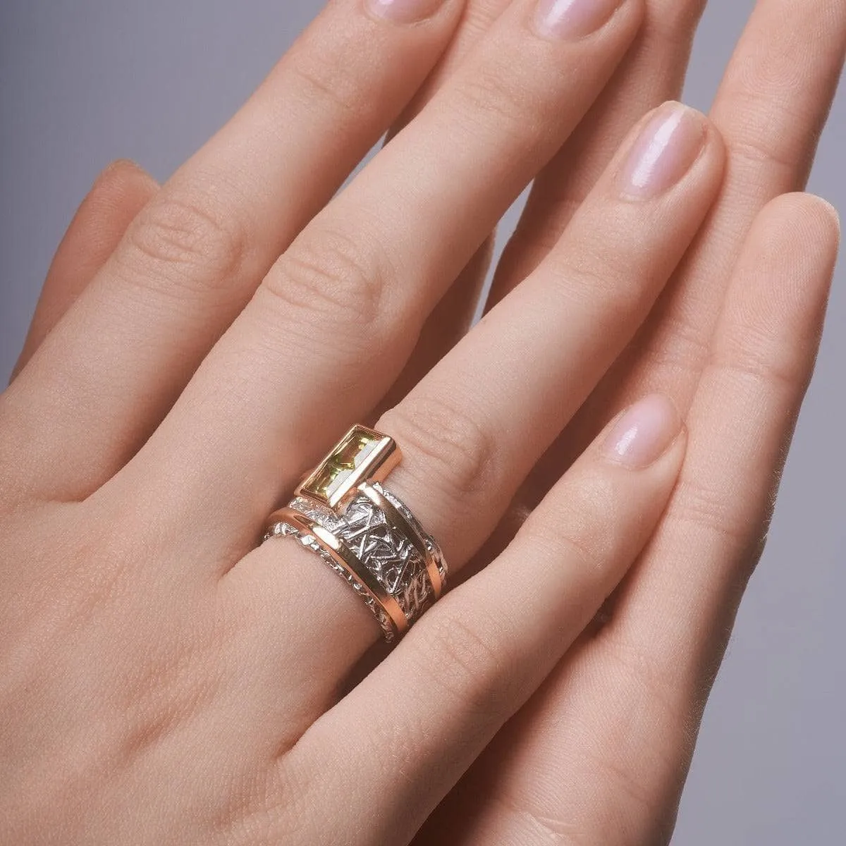 Verina Peridot Ring