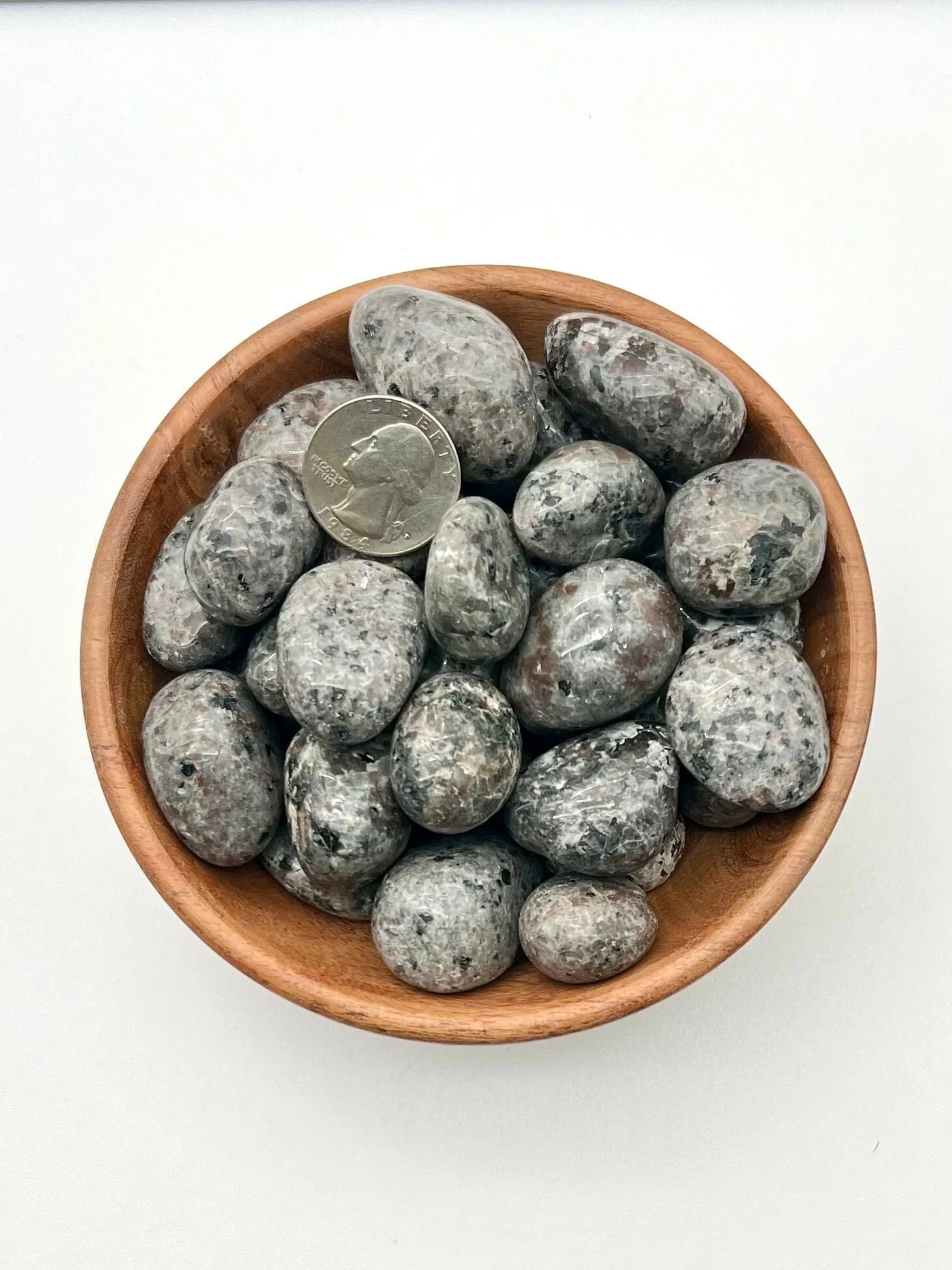 Yooperlite (sodalite-rich syenite) Tumbles